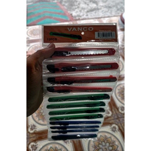 

Jual Cutter Kecil Rencengan Vanco warna-warni - SAN BWI