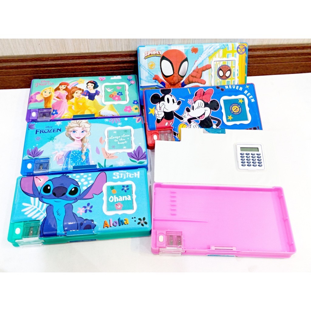 

Kotak pensil Magnet 2 Pintu kalkulator ukuran JUMBO /Tempat Pensil Magnet Kalkulator ukuran JUMBO