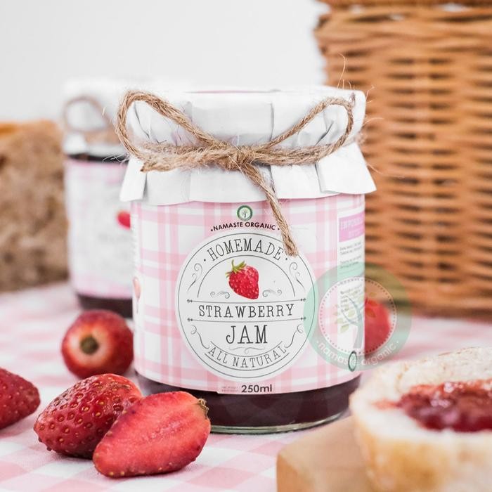

HOMEMADE STRAWBERRY JAM - MADE WITH REAL STRAWBERRY N RAW HONEY 250ML - strawberry