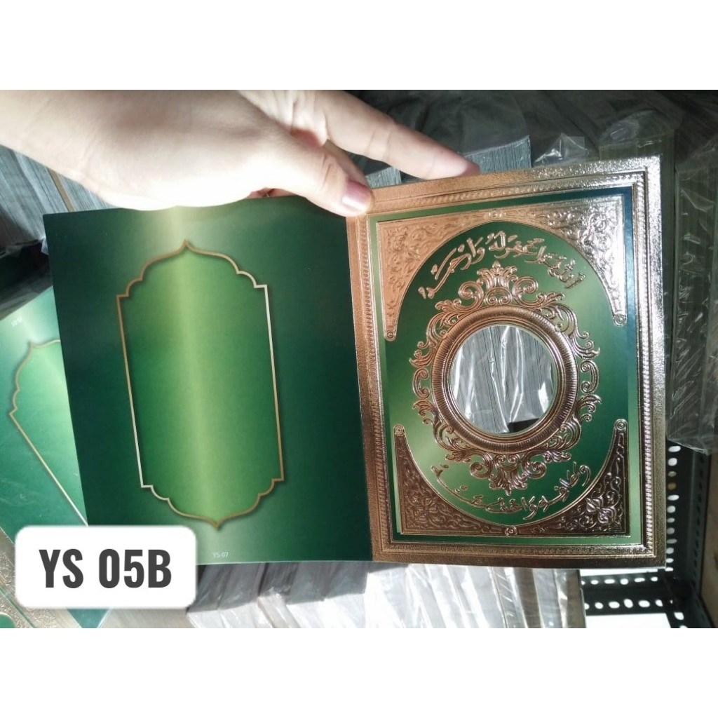 

Cover Buku Yasin Art Carton YS 05B hijau lubang