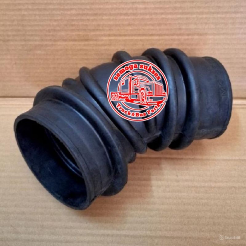 Selang Udara FUSO PS220 GANJO Selang Hawa FUSO PS220 GANJO Hose Air Intake FUSO PS220 GANJO MC421202
