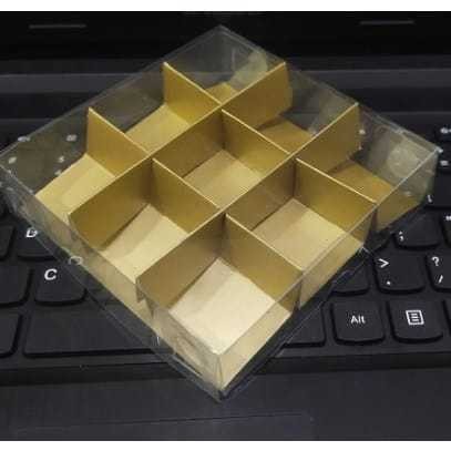 

Box Mika Coklat/Praline Sekat 9