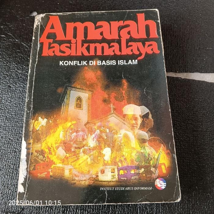 buku Amarah tasikmalaya 200 halaman tahun 1998