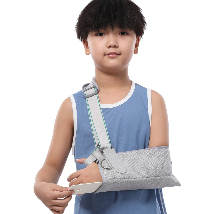 ALAT PENYANGGA LENGAN TANGAN GENDONGAN TANGAN ANAK ARM SLING MELINDUNGI LENGAN ARM SLING ANAK