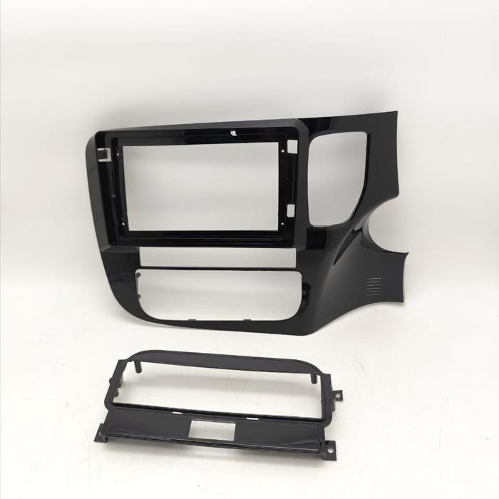 FRAME HEADUNIT ANDROID 9 INCH MITSUBISHI OUTLANDER 2017 RHD