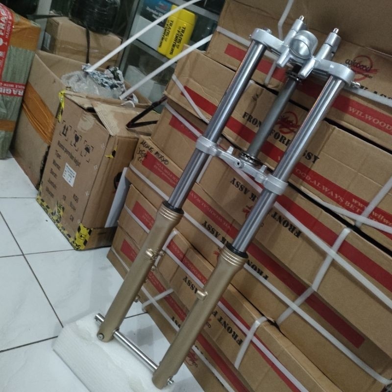 DKS_ SHOCK DEPAN NINJA PNP RX KING