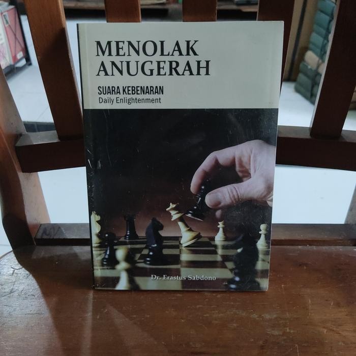 MENOKAK ANUGERAH