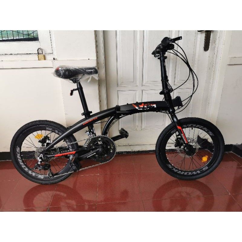 Sepeda Lipat 20 Sakoni Enigama 10.8 Alloy Hidrolik 18 Speed