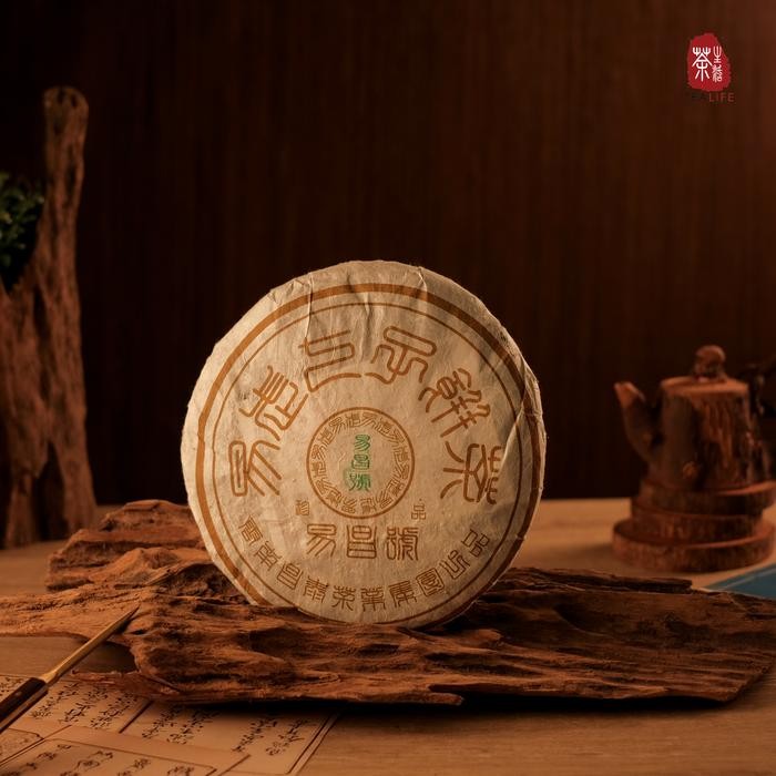 

(COLLECTORS ITEM) Pu Erh Yi Chang 2005 - Teh Mentah Pu Er 357 Gram