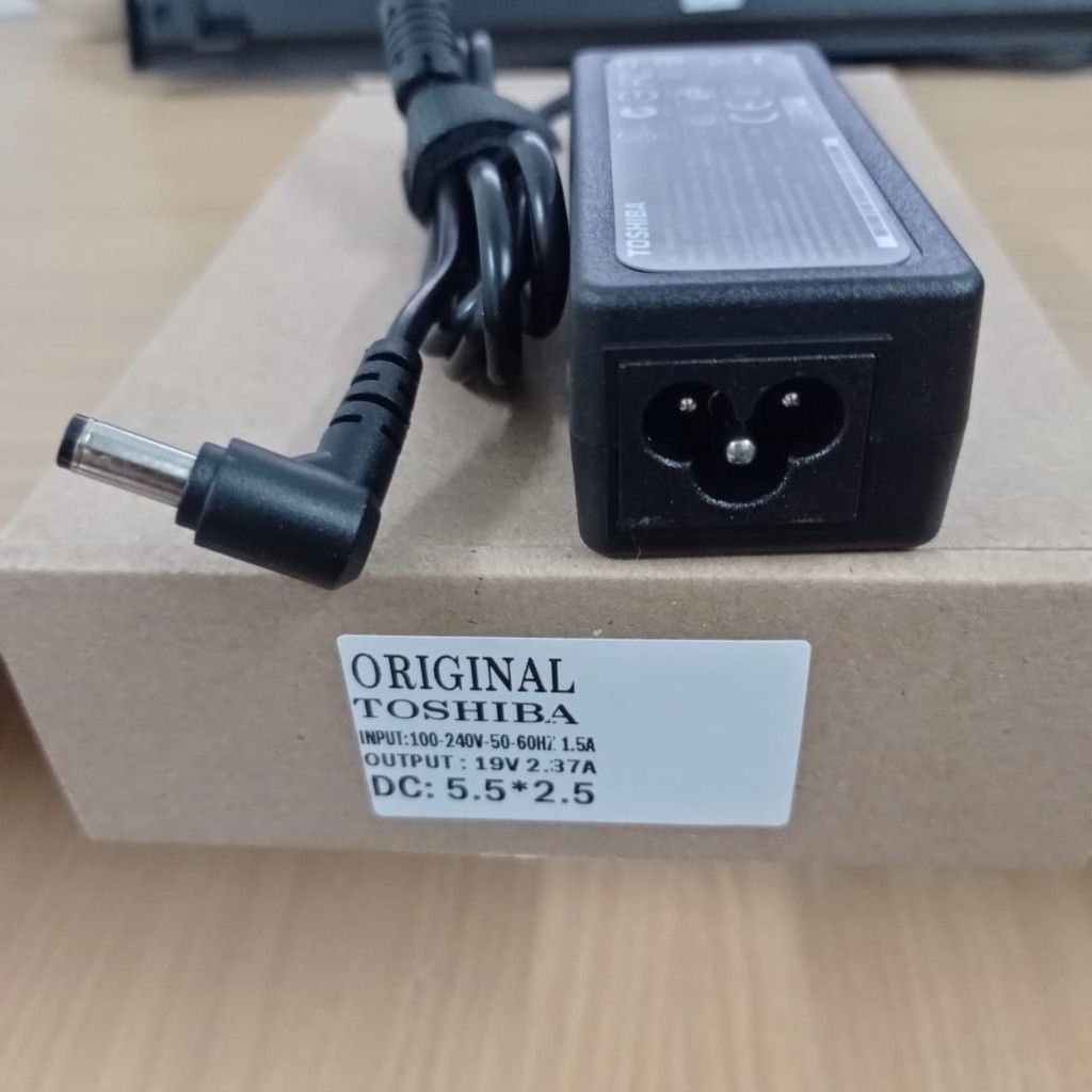 Toshiba Adaptor Charger Toshiba Satellite C55 C55-B C55T C55D C55D-C Baru Bonus kabel power
