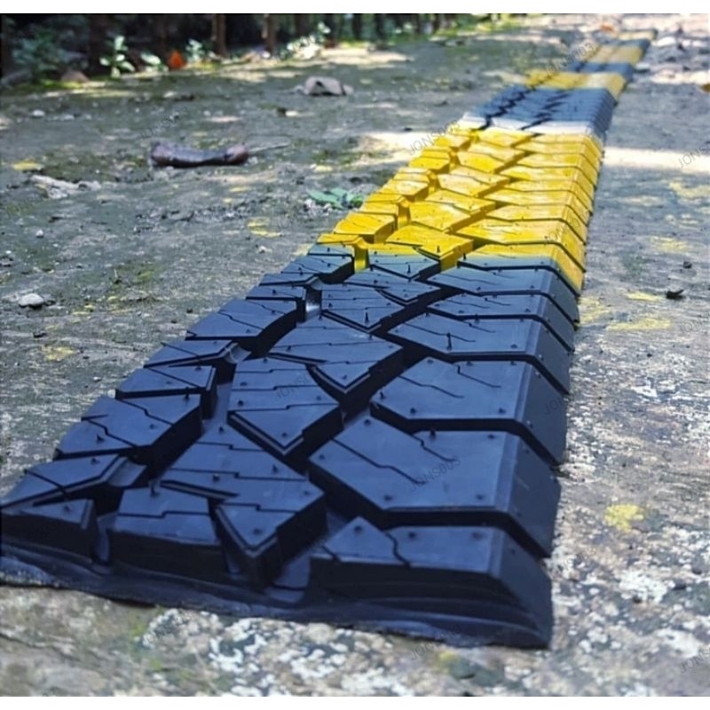 Polisi tidur karet ban Panjang 3meterCO