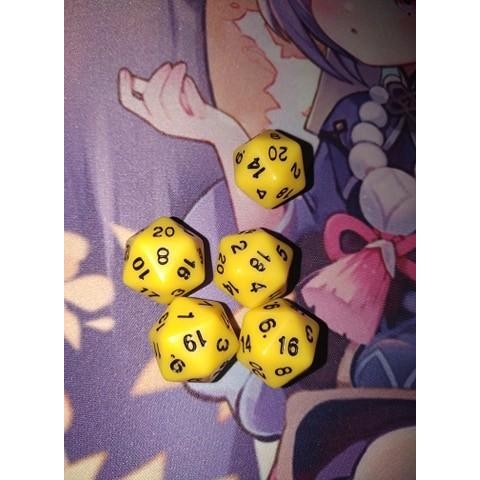 Dice / dadu 20 sisi pokemon, mtg, yugi etc - Yellow