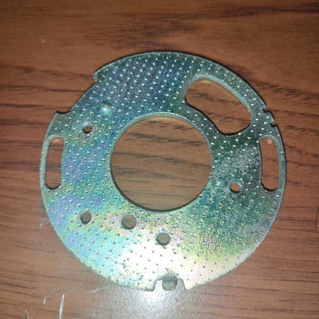 Dudukan platina polos (AM)