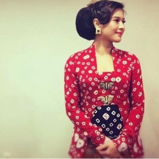 Kebaya Jumputan Asli (Handmade) Dian Sastro - Putih