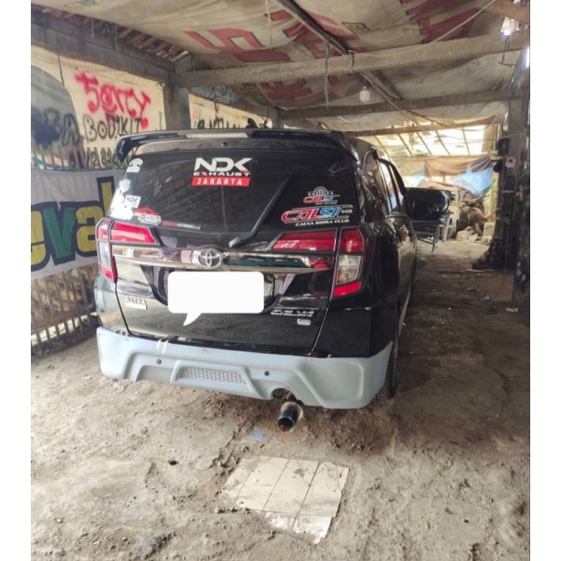 bodykit belakang calya sigra