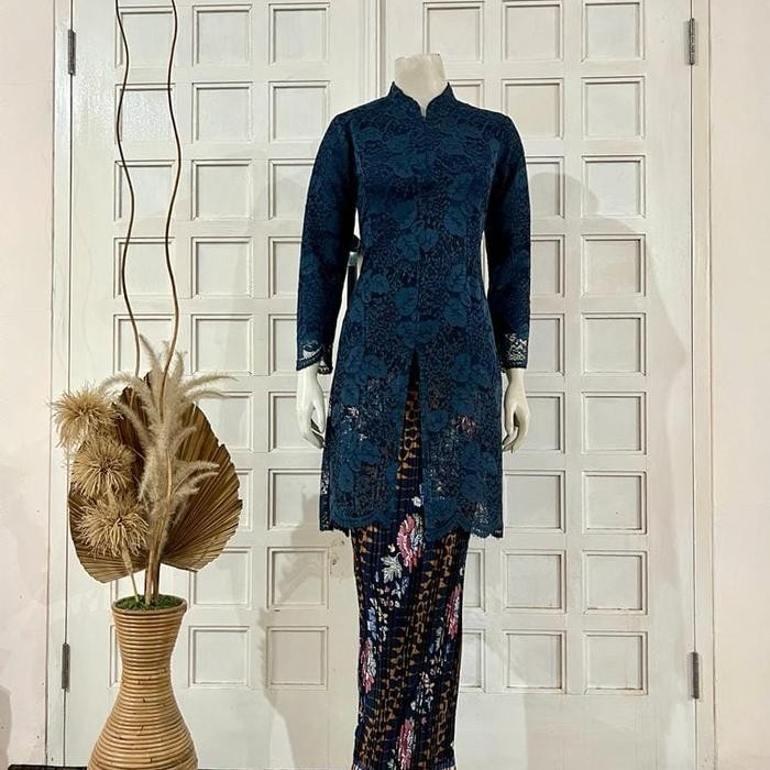 ATASAN KEBAYA BROKAT TUNIK KERAH SANGHAI/KEBAYA TUA DAN MUDA - navy, S