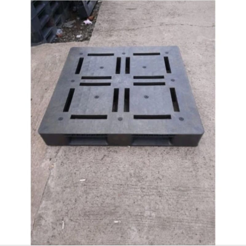 

palet plastik 110×110×15 wajik