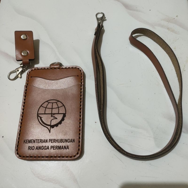 

Custom Lanyard Kulit Sesuai Keinginan / Costum Lanyard Kulit Sesuai Keinginan / Lanyard Kemenhub / Lanyard Dishub / Lanyard Perhubungan