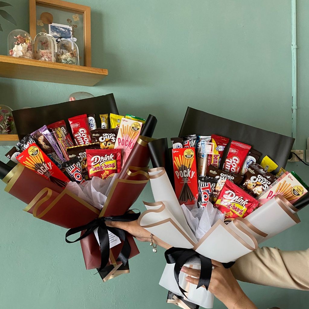 

[READY] Buket Snack/ Buket Wisuda (tipe 02)