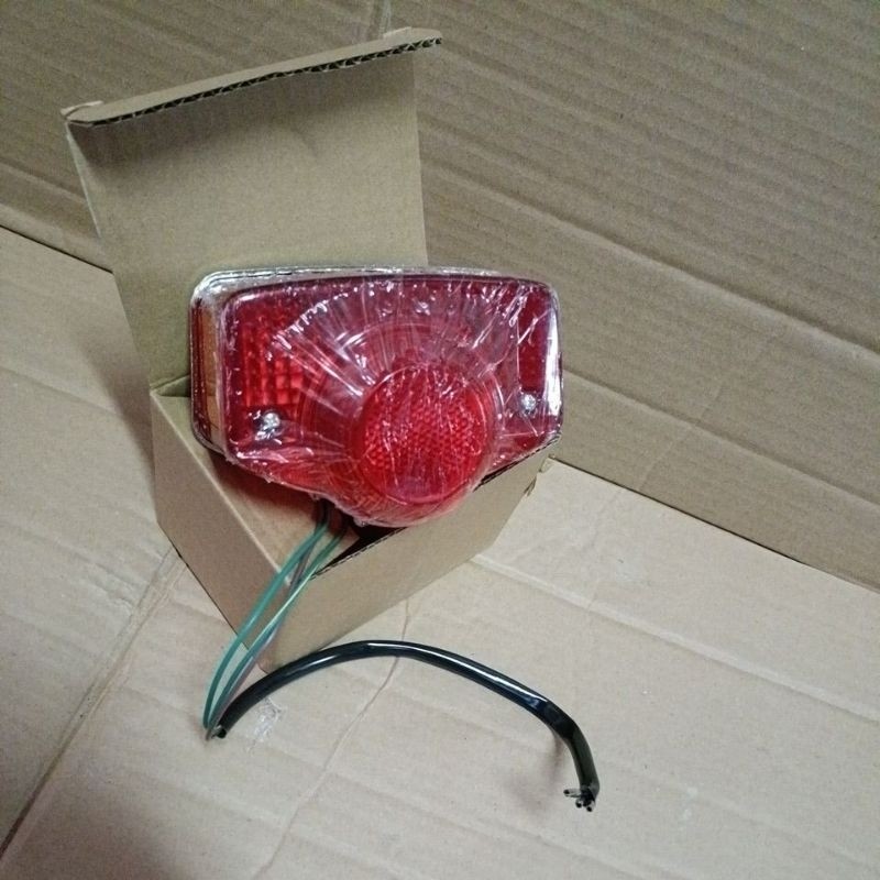 lampu belakang stoplam cb100 cb standar