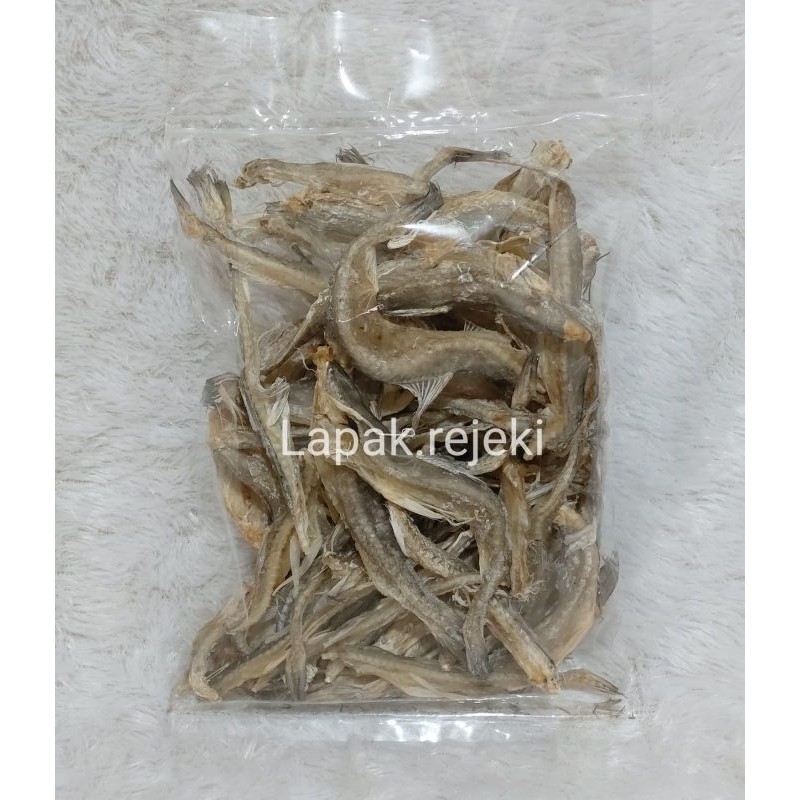 

Ikan Asin Sitting / Ikan Asin Tipis / Ikan Lumi Lumi / Lo Mi Kua Tidak Asin -+100Gram