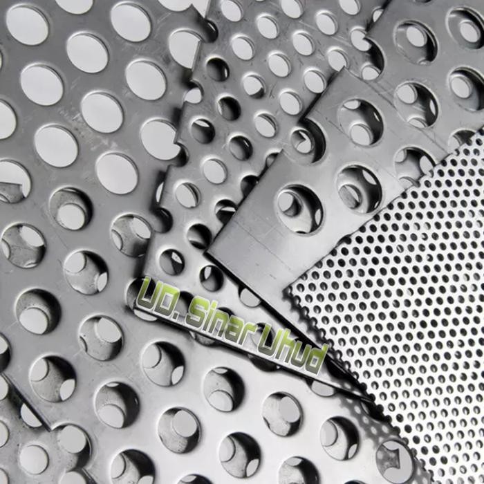 Plat Lubang Stainless 201 Tebal Plat 1mm Lubang 3mm Lebar 50cm X 50cm