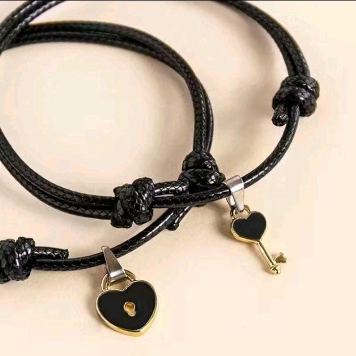 [Gelang Couple Love Gembok – Kunci Hati Kamu Cuma Aku yang Punya] Gelang Pasangan Unik dengan Desain