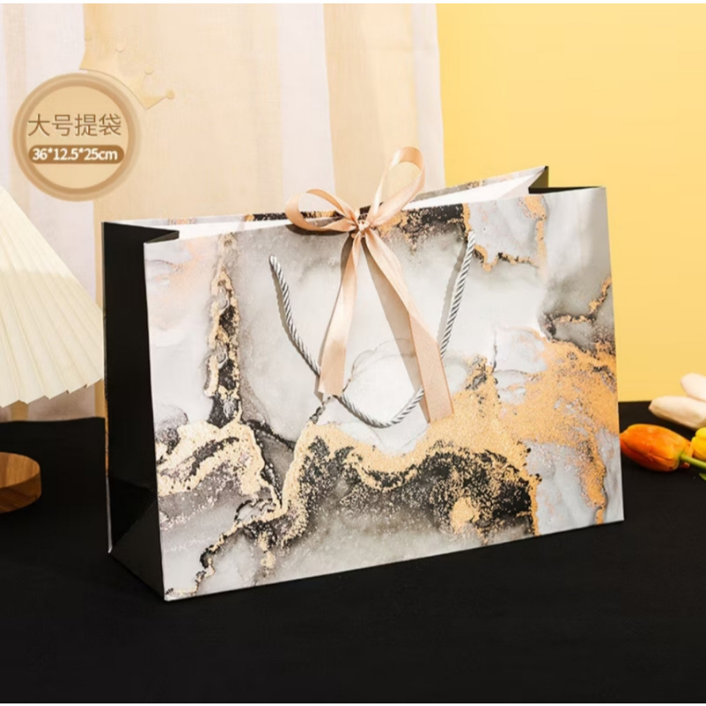 

GIFT BAG PREMIUM PAPERBAG GOLD MARBLE GOODIE BAG TAS KADO WEDDING ANNIVERSARY
