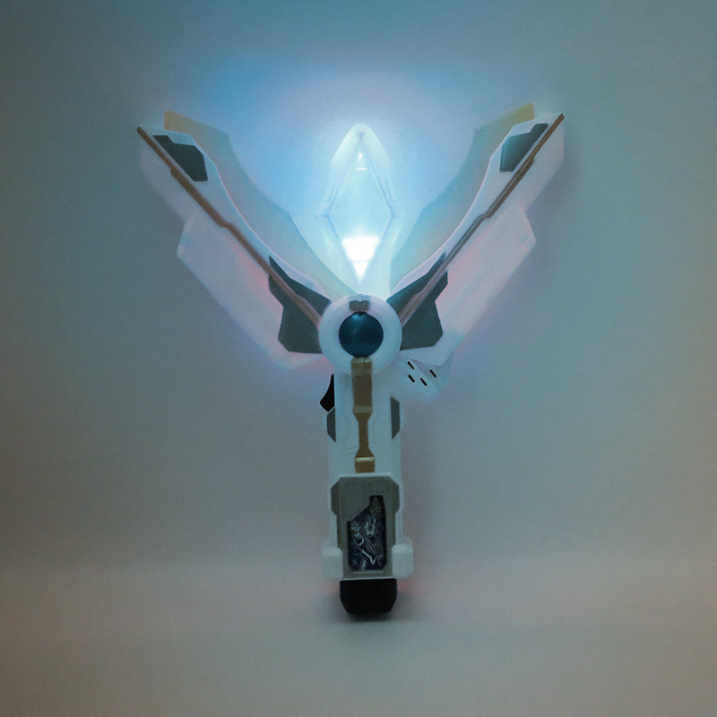 Senjata Ultraman Triger /Senjata Ultraman Geed Altman Zero