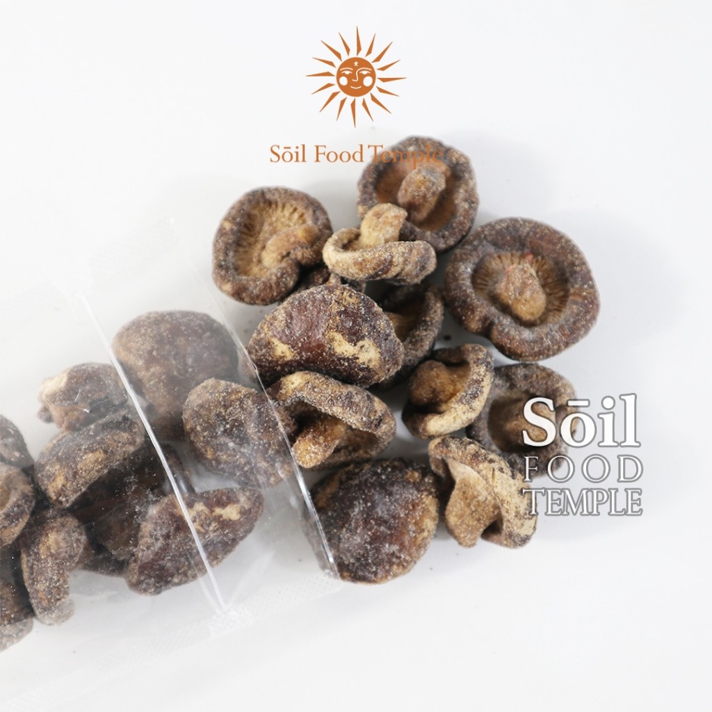 

Soy Sauce Crispy Shiitake Mushroom - Soil Food Temple