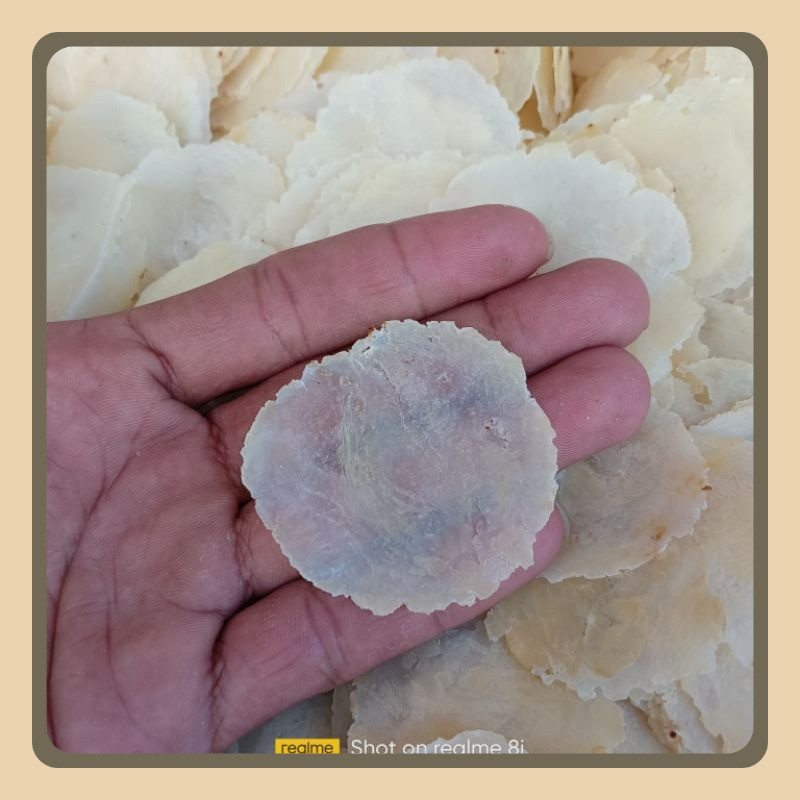 

Emping Melinjo Mentah/Emping Super Tipis /High Quality/Kemasan 1 KG/Asli Limpung/Harga emping Murah