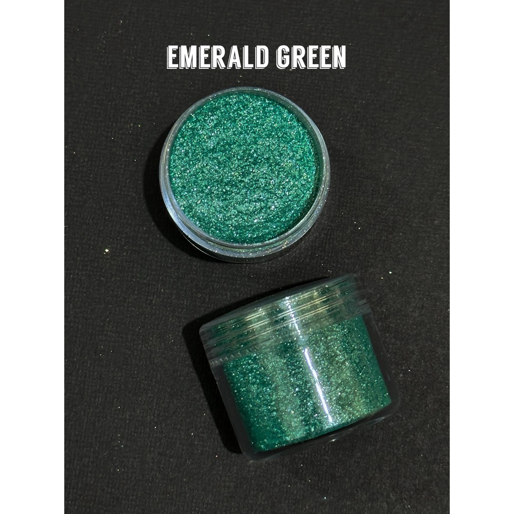 

Luster Dust Emerald Green