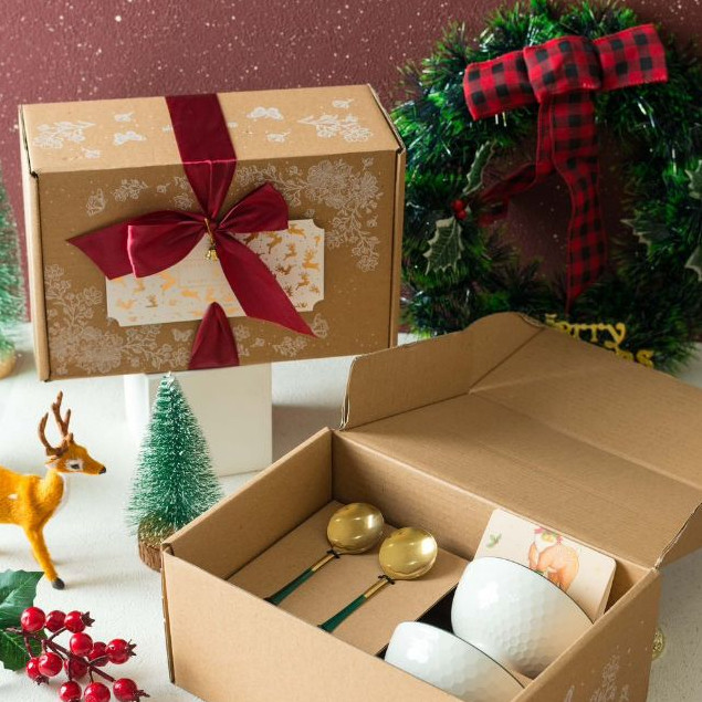 

TERLARIS Zabian - Hampers Natal | Mug, Plate and Bowl Premium Christmas Hampers