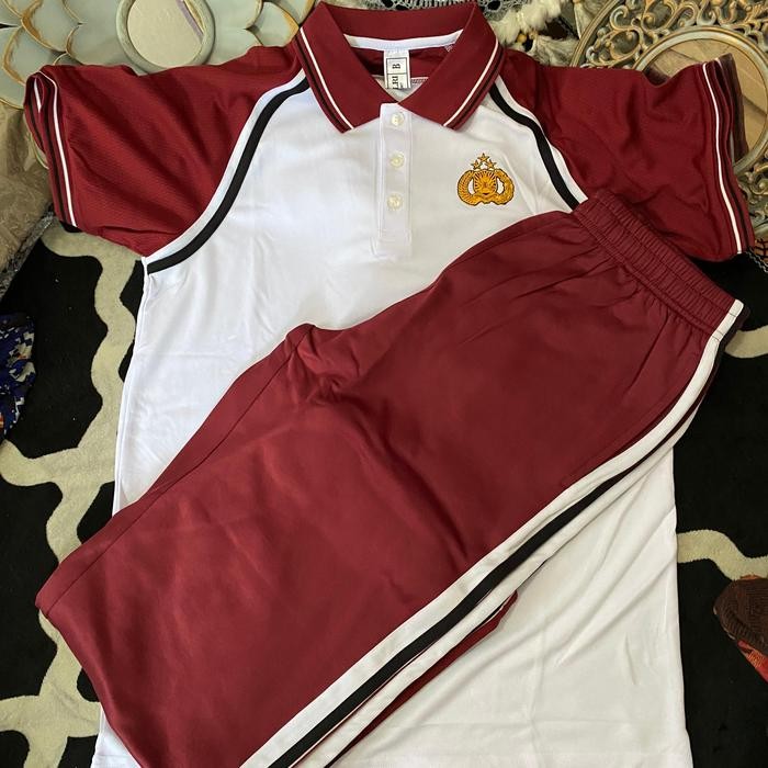 baju olahraga merah putih jatah polri tahun 2023 - L SM
