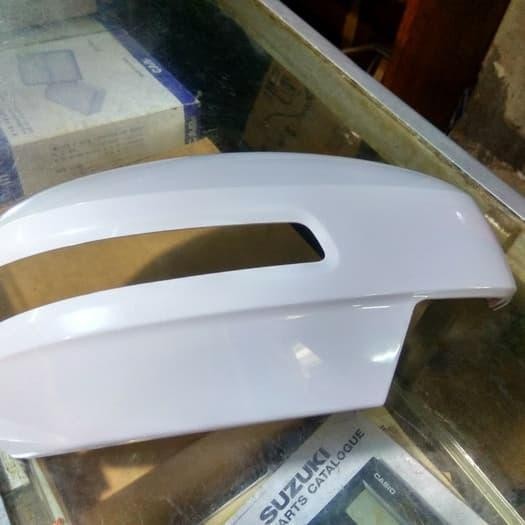 Cover spion ertiga