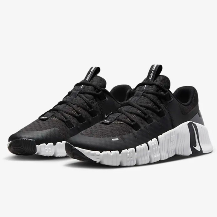 JAMIN MURAH NIKE FREE METCON 5 WMNS BLACK WHITE DV3950-001(BISA LANGSUNG ORDER)