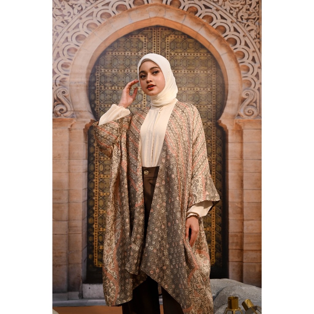 BATIK RATU - Kirana 72 Outer Kaftan Muslim Batik
