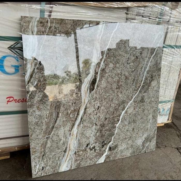 granit 60x60 arna Nattaya Dark grey granit motif marmer