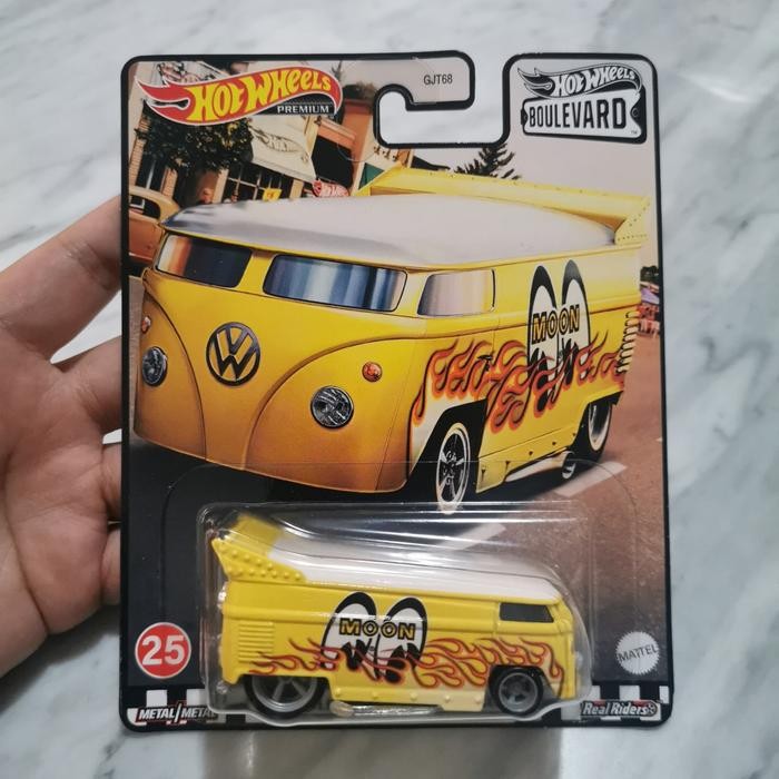 ONES hotwheels Volkswagen drag bus Boulevard mooneyes