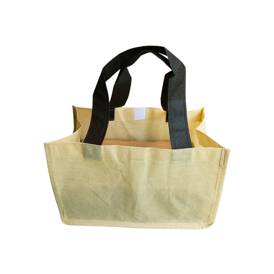 

Tas Spunbond 185 Warna Cream / Goodie Bag 25 x 15 x 15 Warna Cream