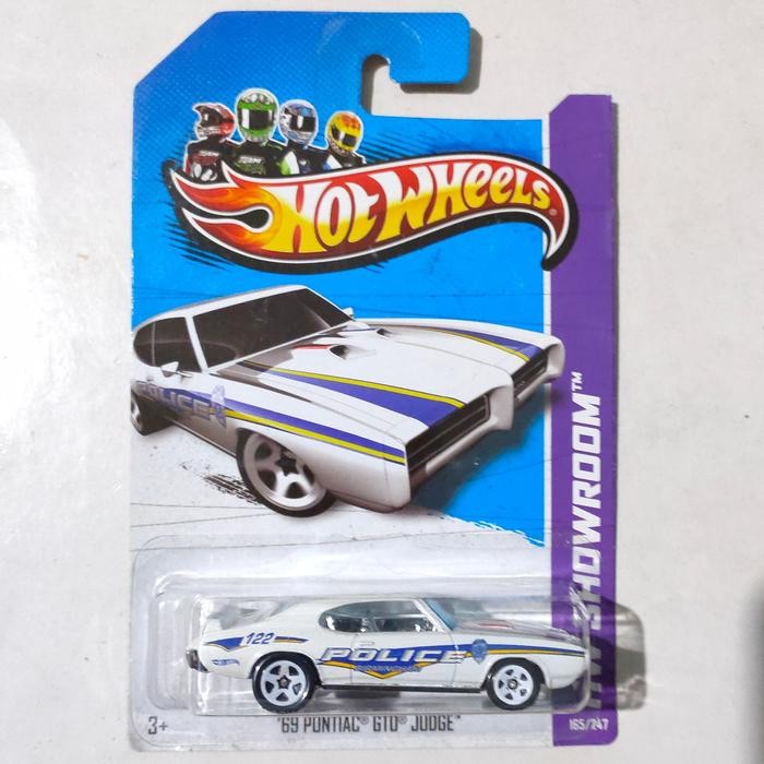 TR99 HW Hot Wheels 69 Pontiac GTO Judge Police 2012