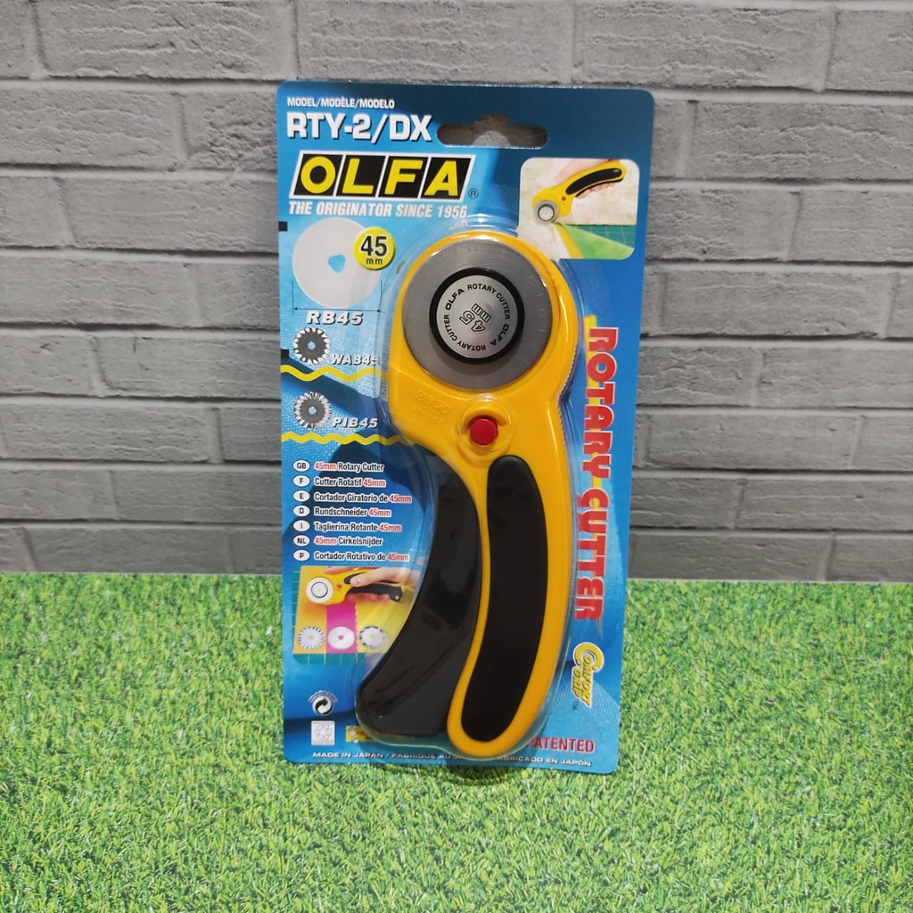 

OLFA RTY-2/DX Alat Pisau Potong Kain dia 45 mm Rotary Cutter 45mm