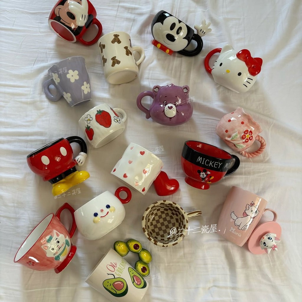 

Cangkir Lucu Selebriti Internet Mug Ins untuk Pasangan Sarapan Kaca Air Susu Oatmeal Rumah Tangga Keramik dengan Pegangan