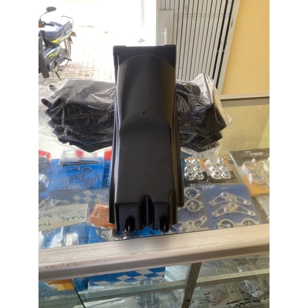 Sambungan slebor spakbor kolong belakang GL100 GL125 CBk5 CB k5 CG detail original