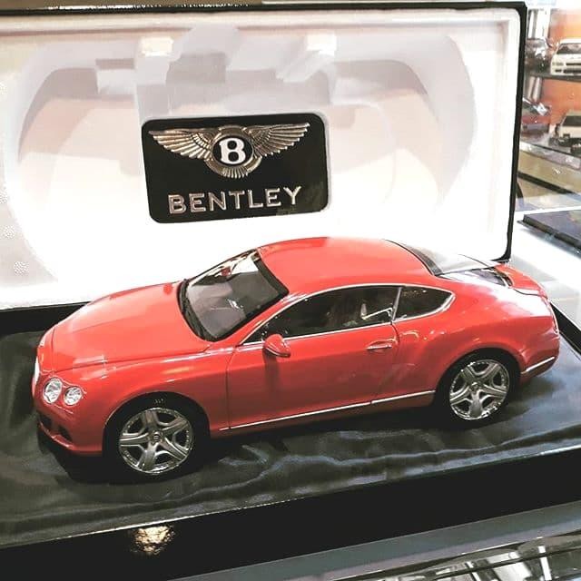 Diecast Bentley Continental GT  Minichamps  LIMITED EDITION C