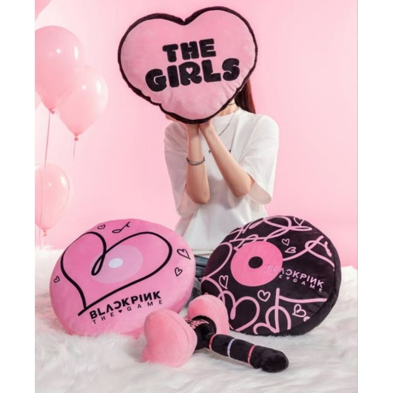 Miniso Black Pink the game bantal bulat plush