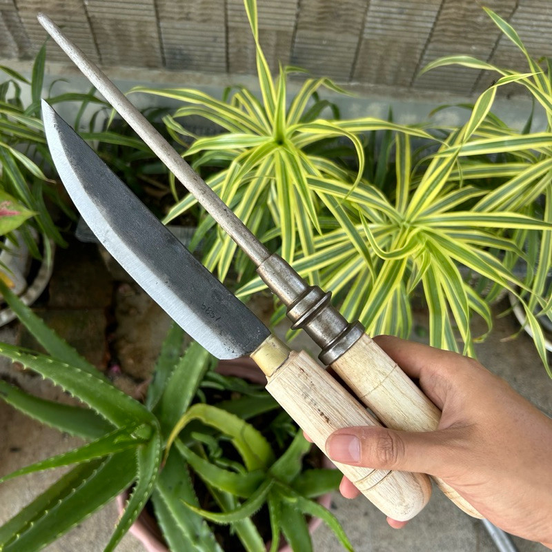 Pisau Daging Seset Kulit dan Asahan Honing Grade A Berkualitas