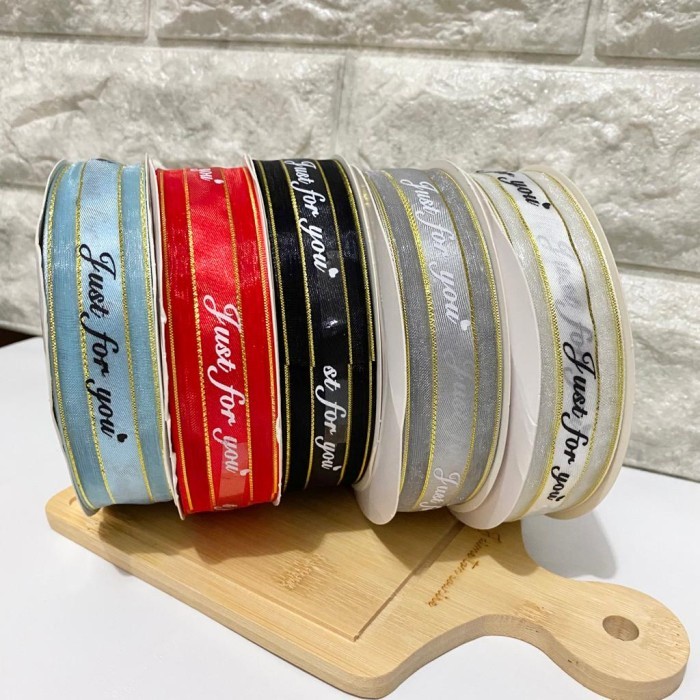 

TERLARIS PITA JUST FOR YOU LIST GOLD 1 ROLL UTUH LEBAR 2.5CM PANJANG 45M ORGANZA KADO DEKORASI KOTAK KUE CAKE BOX WRAPPER DEKORASI KOTAK KUE KEKINIAN tt0