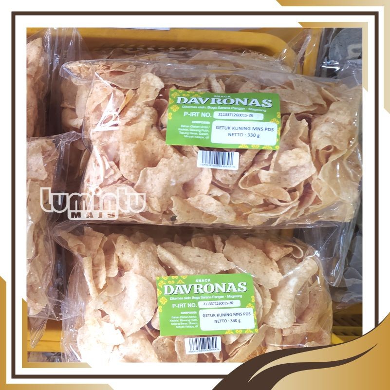 

KERIPIK GETUK KUNING MANIS PEDES 330GR DAVRONAS / camilan dan oleh-oleh khas Magelang