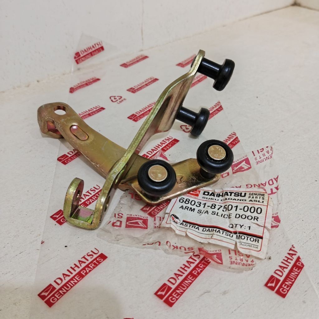 Arm Sliding Door Kanan Espass S91 S92 | Original 68031-86501-000 | Rel Pintu Geser
